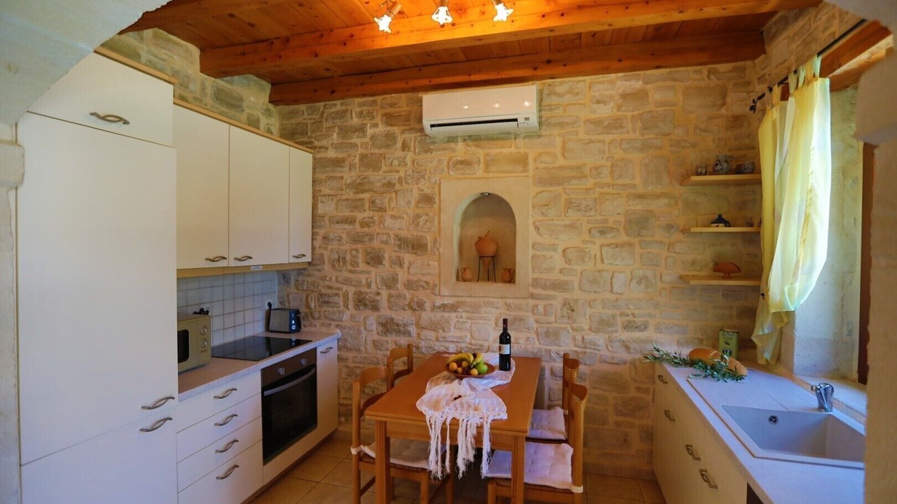 Photo of Kitchen in Atsipópoulon