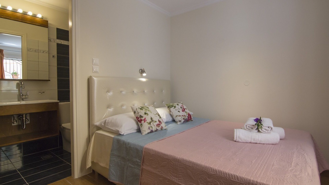 Photo of Bedroom in Lakka