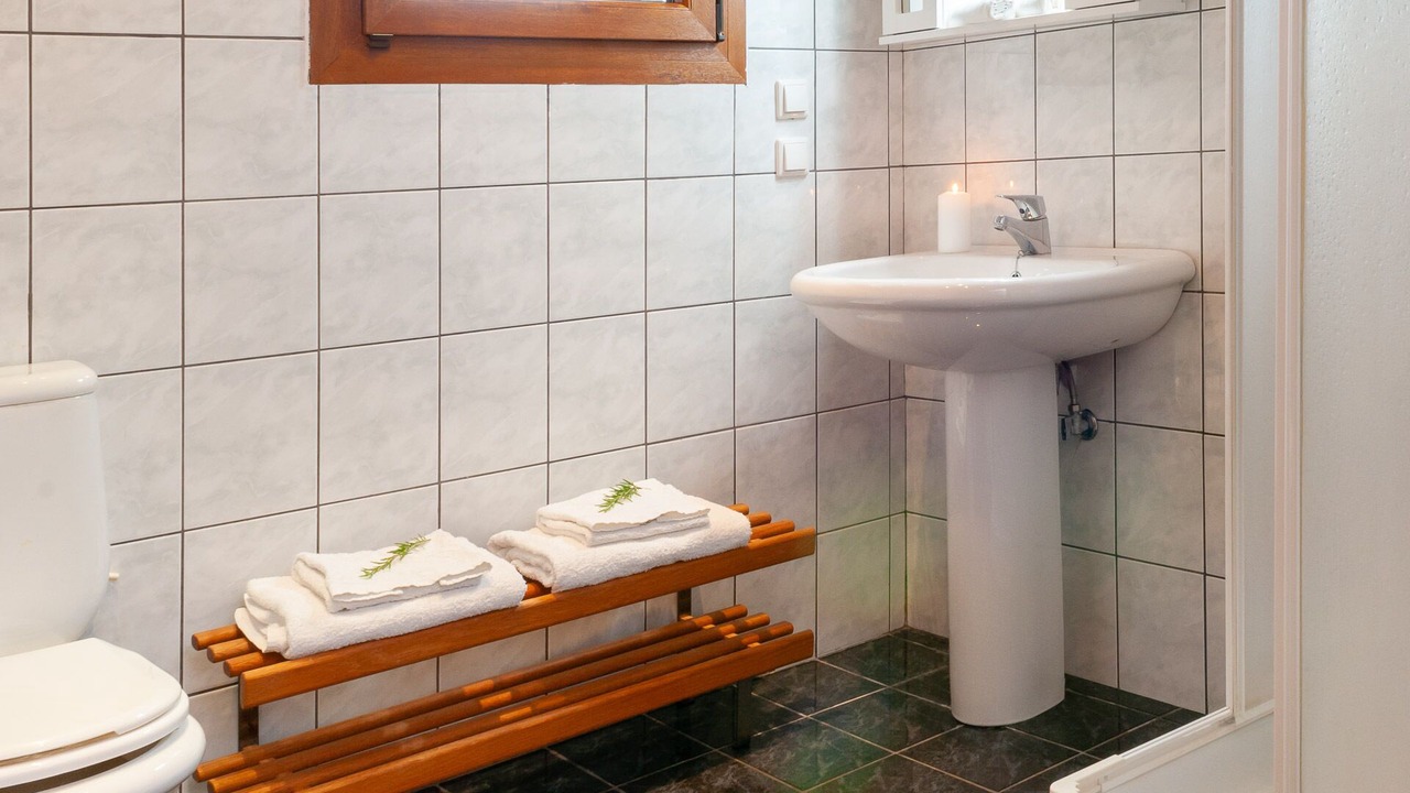 Photo of Bathroom in Dio-Olympos