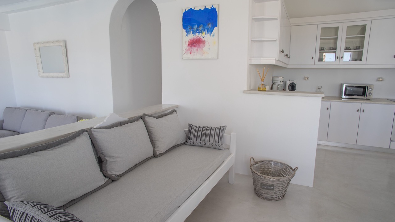 Photo of Livingroom in Nea Cryssi Akti