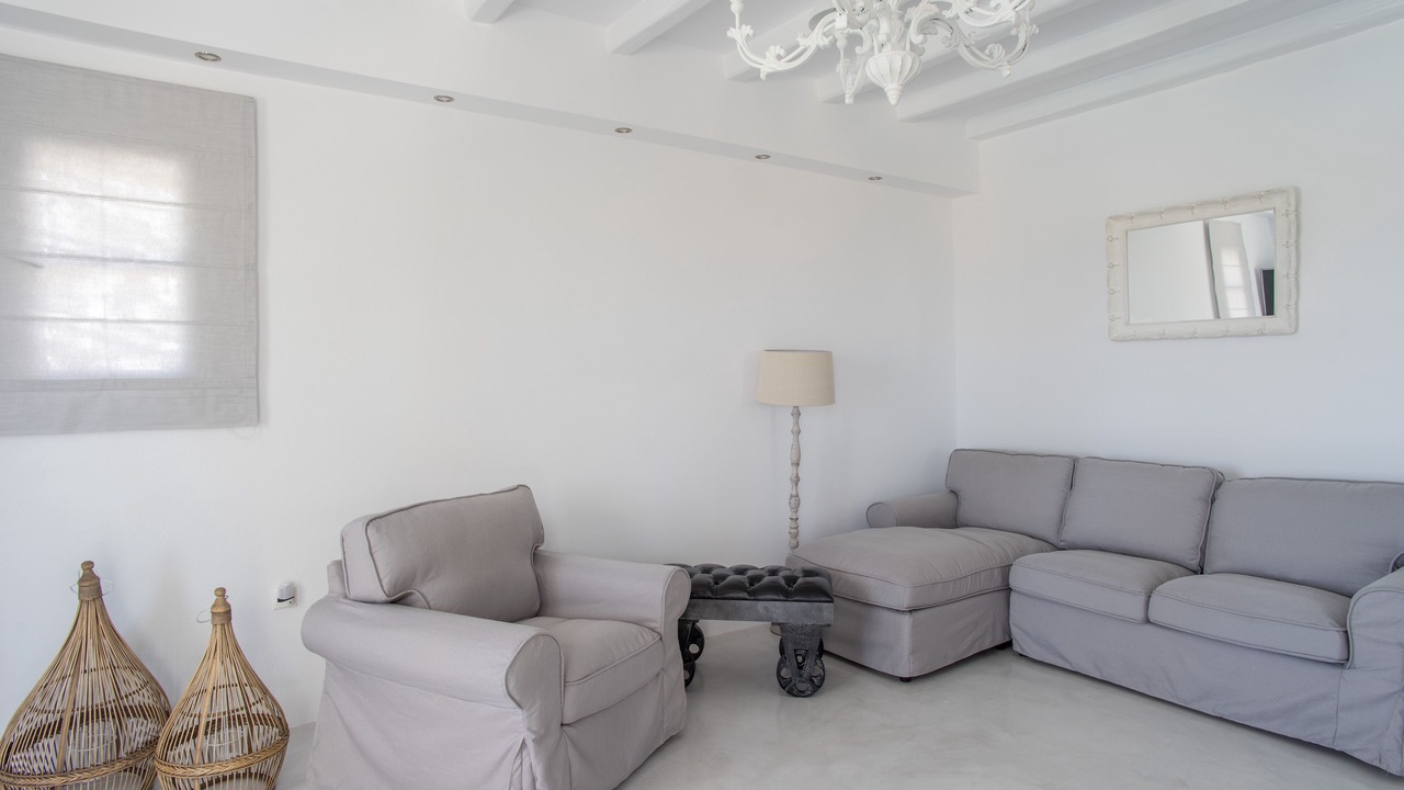 Photo of Livingroom in Nea Cryssi Akti