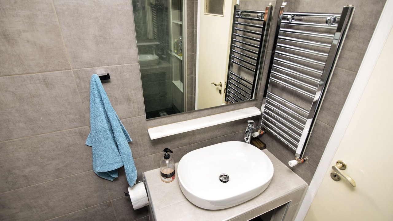 Photo of Bathroom in Makrigianni