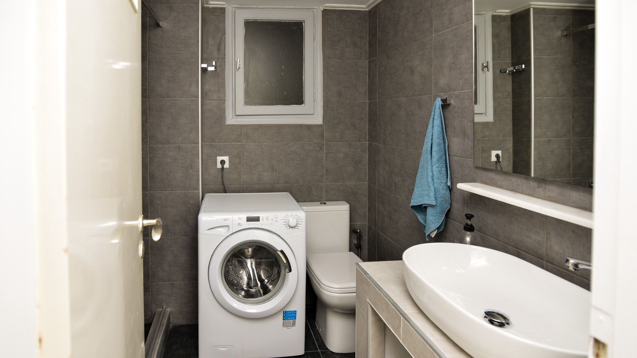 Photo of Bathroom in Makrigianni
