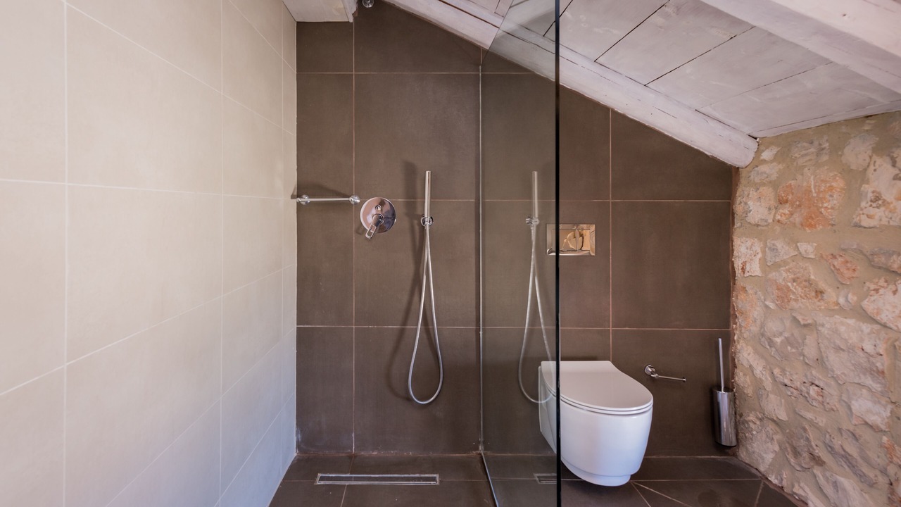 Photo of Bathroom in Varvara