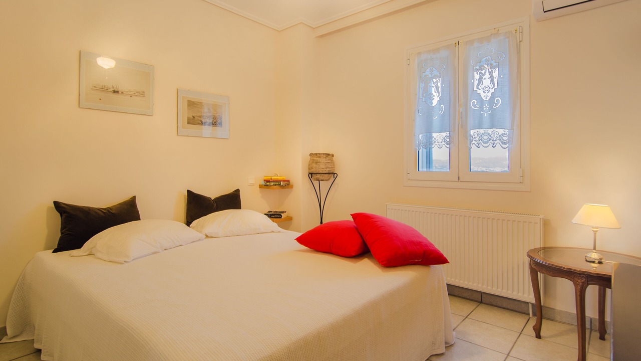 Photo of Bedroom in Lavreotiki