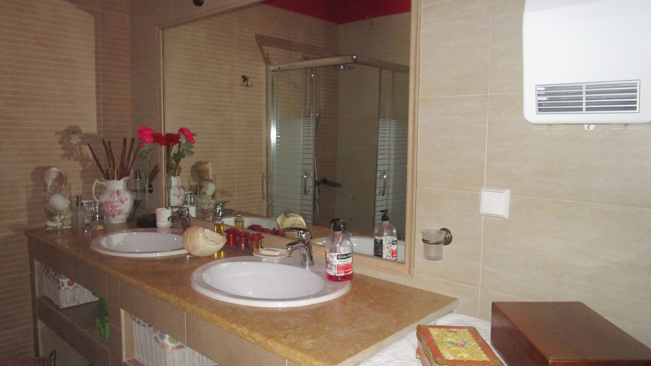 Photo of Bathroom in Petroupoli