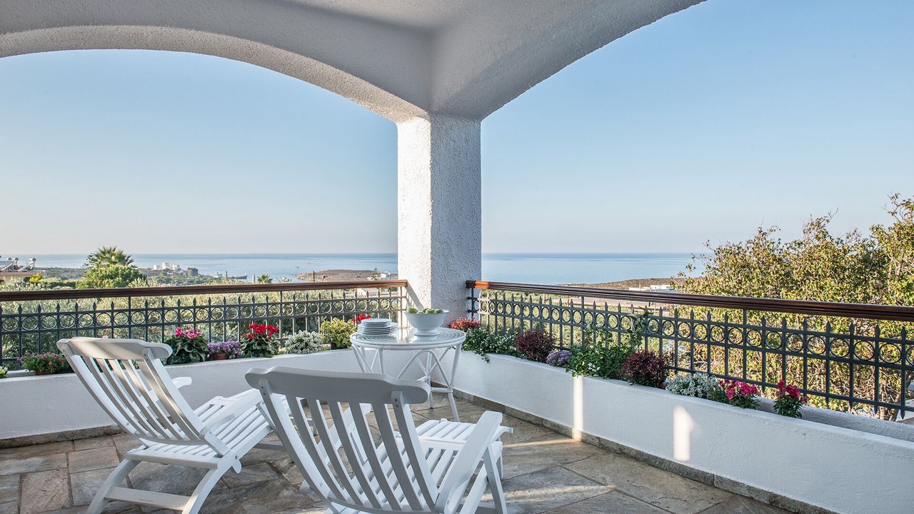 Photo of Patio Balcony in Kounoupidiana