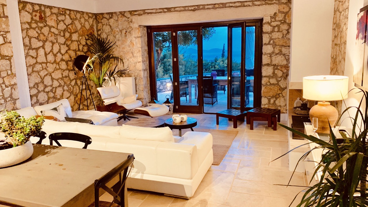 Photo of Livingroom in Erisos