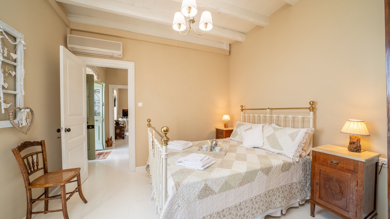 Photo of Bedroom in Markoulata