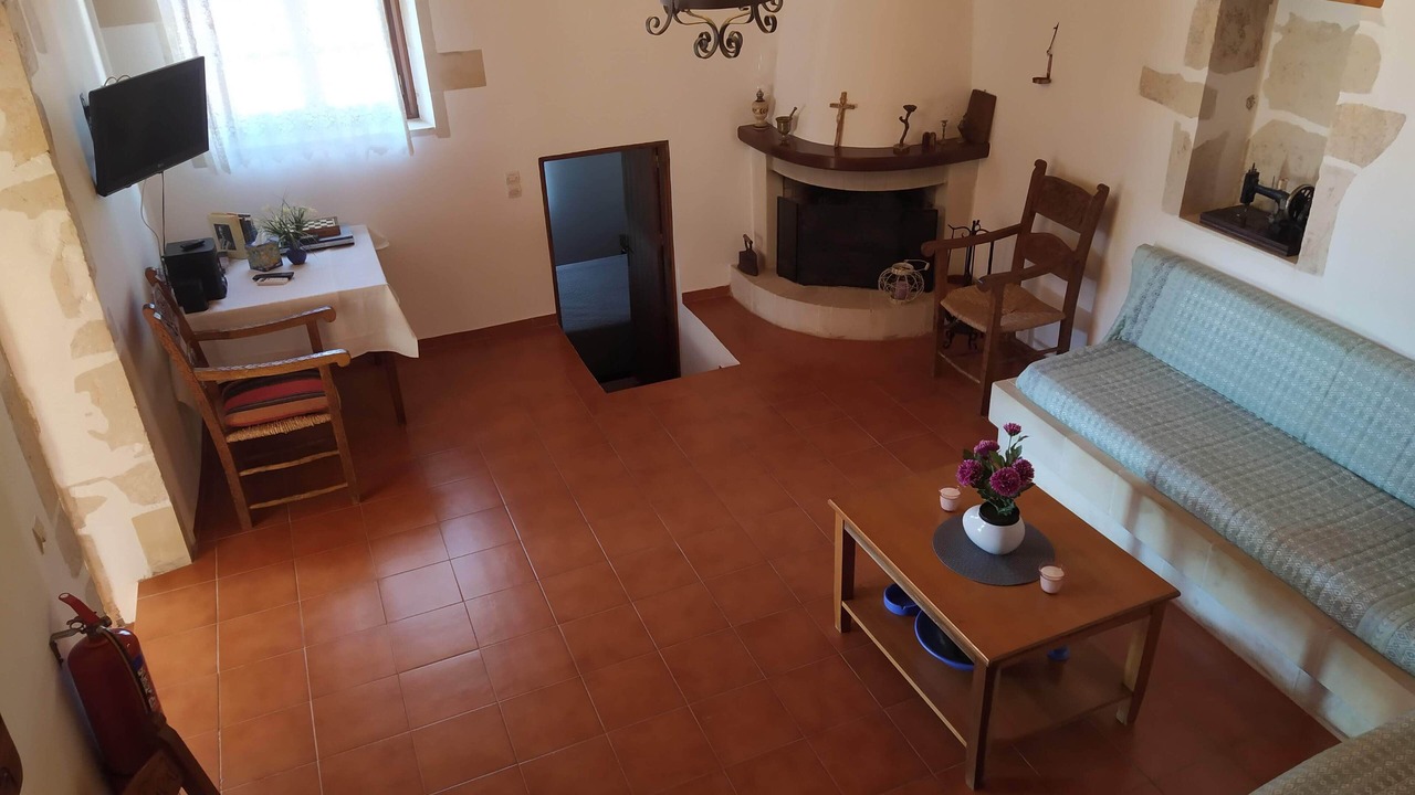 Photo of Livingroom in Makhairoi