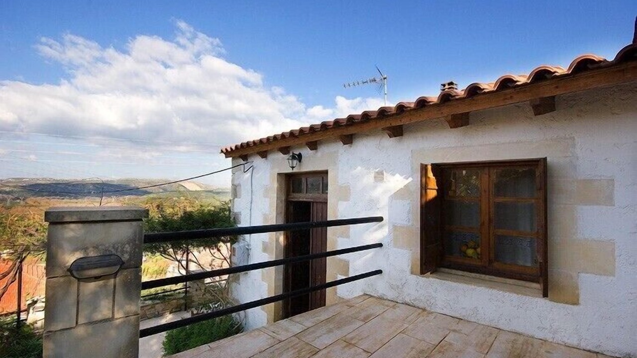 Photo of Patio Balcony in Makhairoi