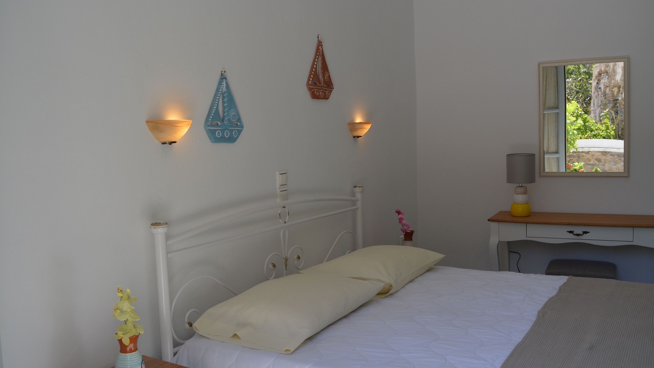 Photo of Bedroom in Herronisos
