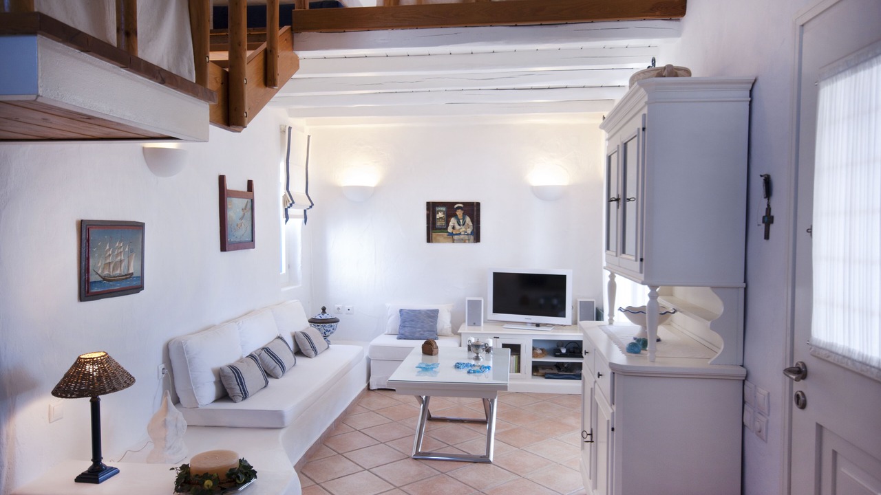 Photo of Livingroom in Chrissi Akti