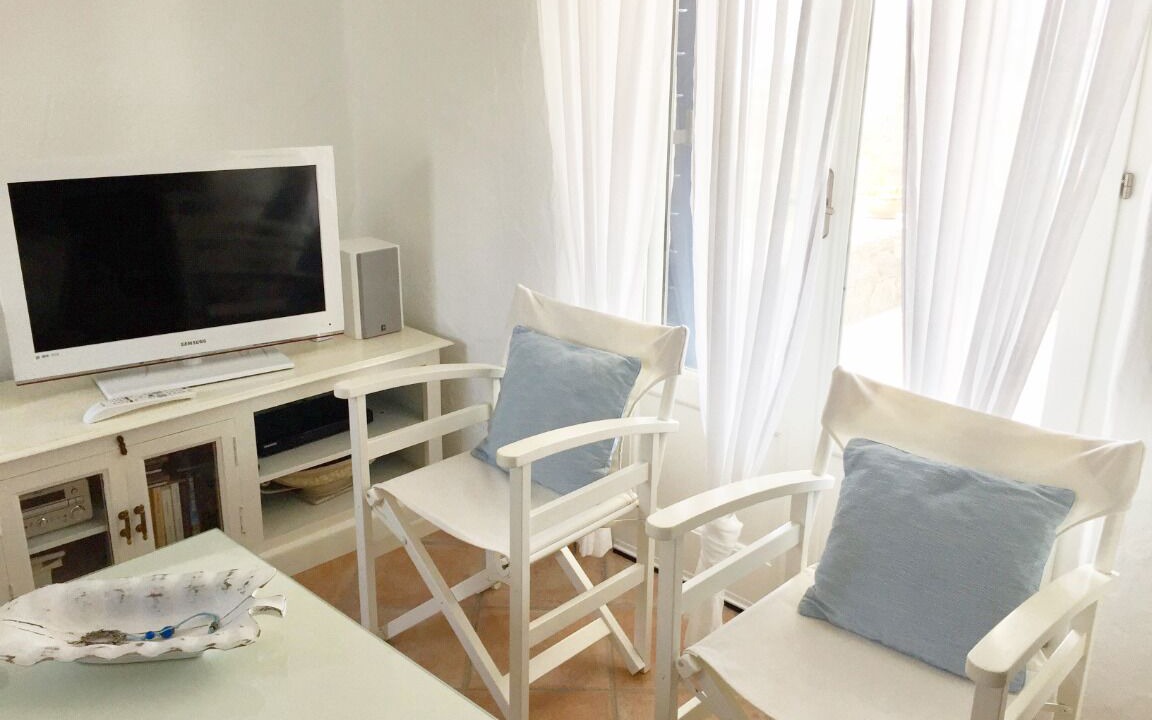 Photo of Livingroom in Chrissi Akti