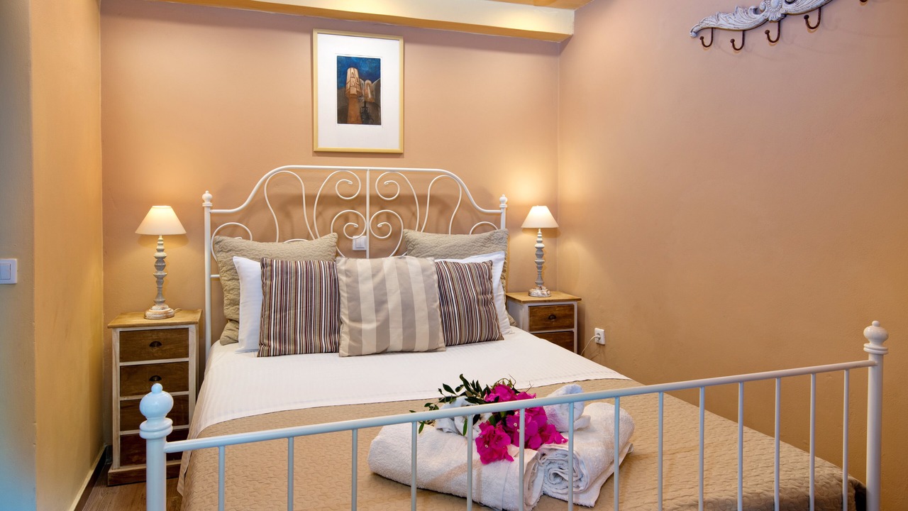 Photo of Bedroom in Mpogdanatika