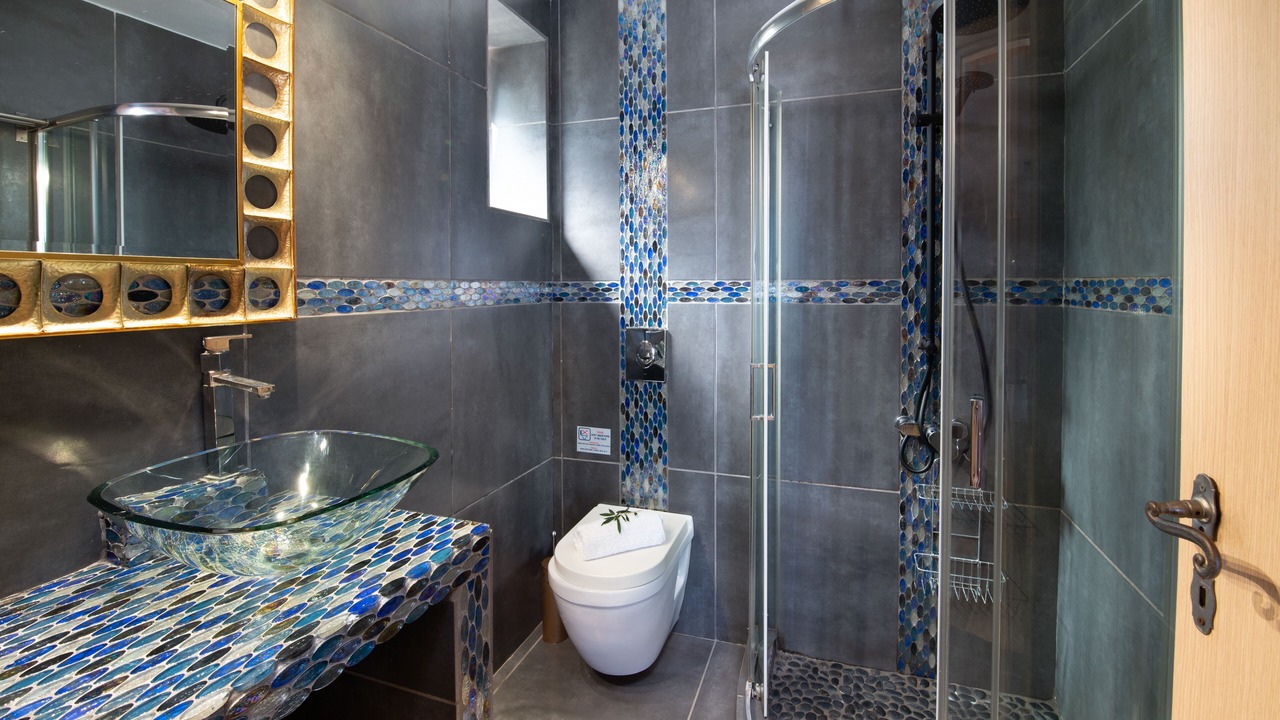 Photo of Bathroom in Mpogdanatika