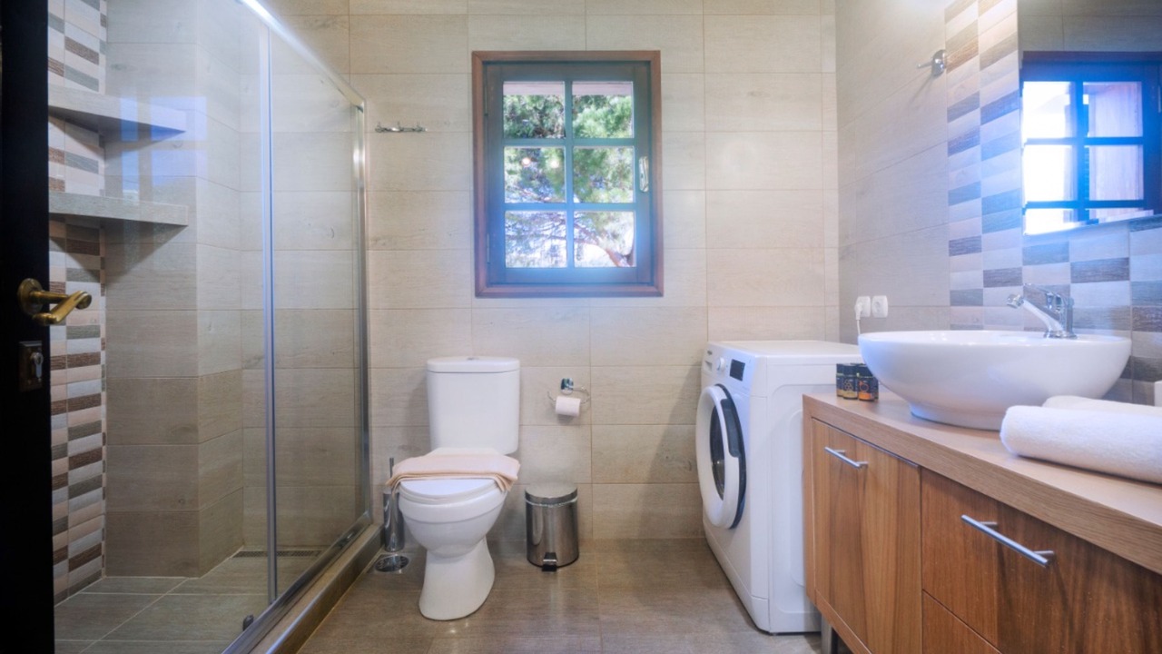 Photo of Bathroom in Pitharion