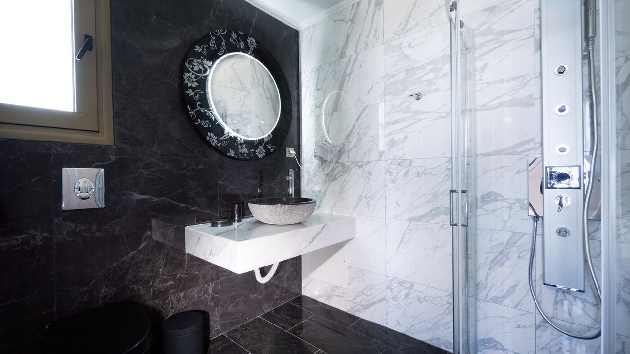 Photo of Bathroom in Kamisiana