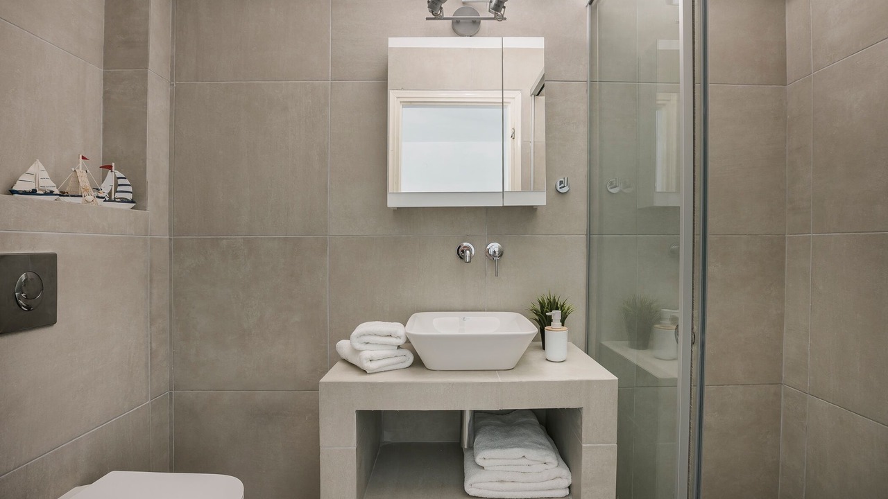 Photo of Bathroom in Skala