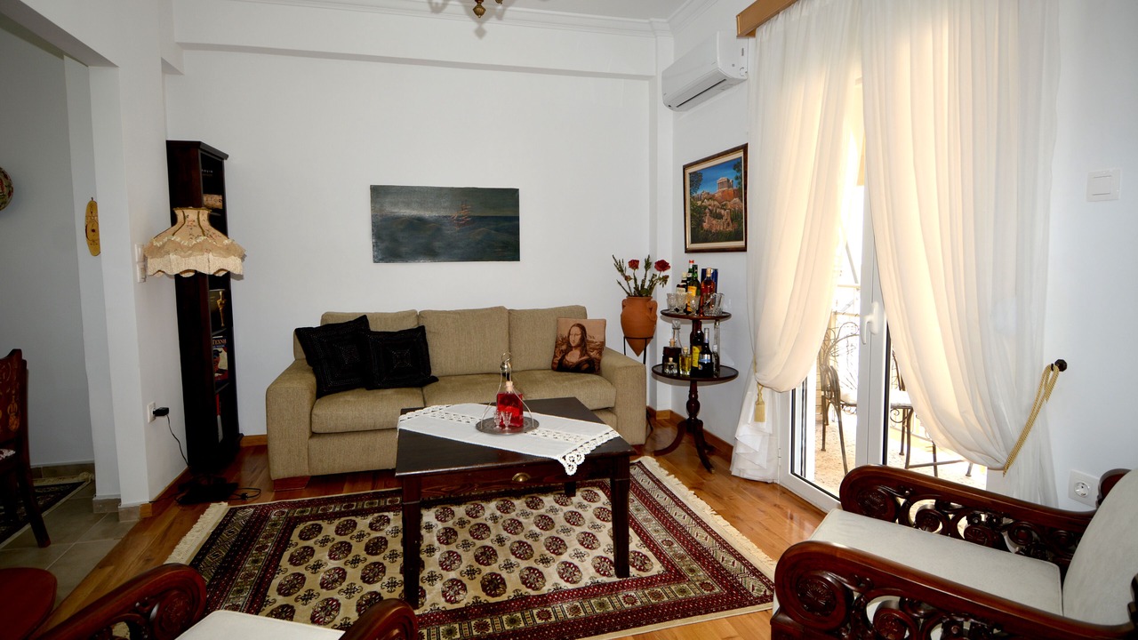 Photo of Livingroom in Psirri