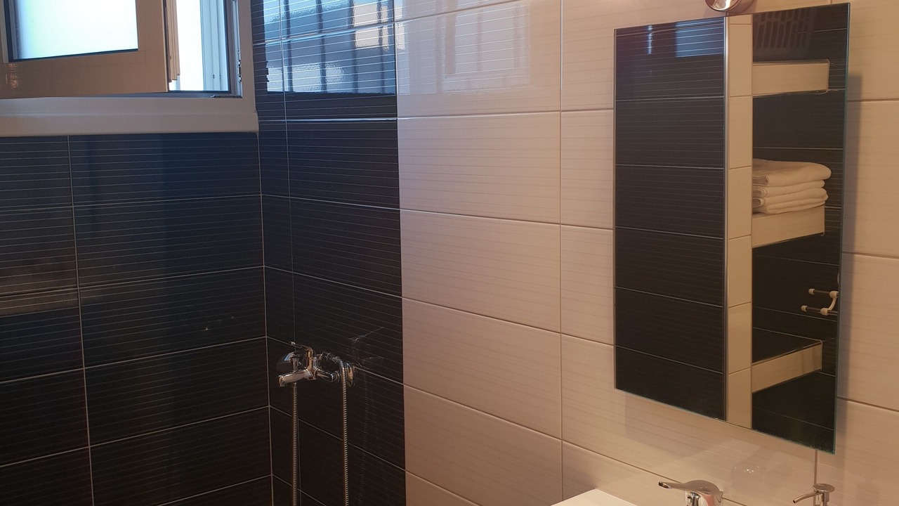 Photo of Bathroom in Tingaki
