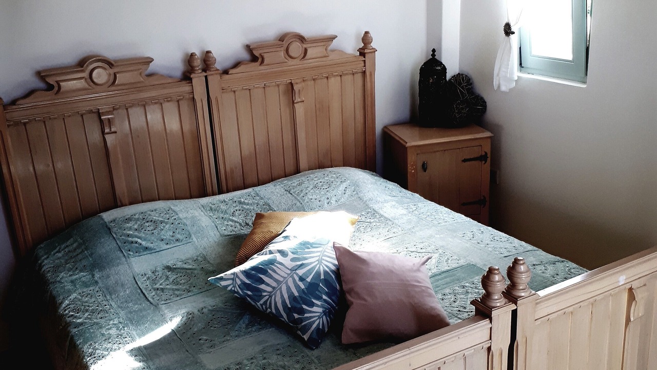 Photo of Bedroom in Milos