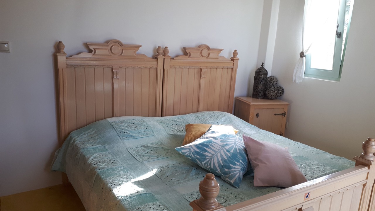 Photo of Bedroom in Milos