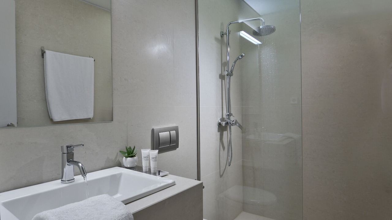 Photo of Bathroom in Thissio