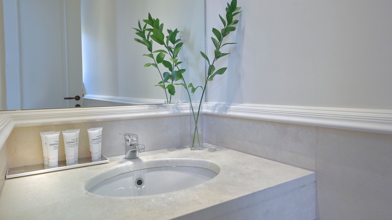 Photo of Bathroom in Thissio