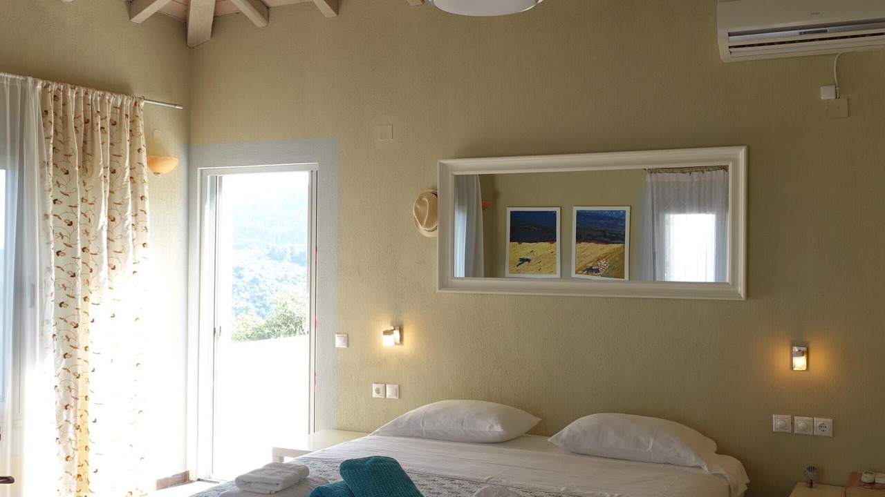 Photo of Bedroom in Skiathos Town
