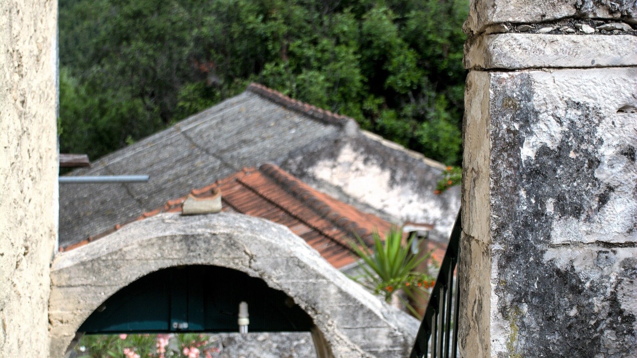 Photo of Outdoor in Tselendata