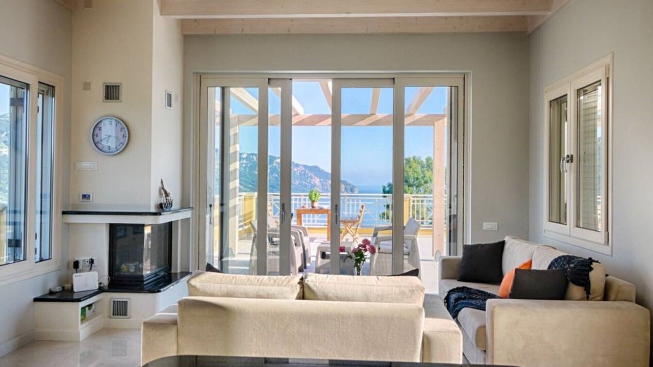 Photo of Livingroom in Termenades