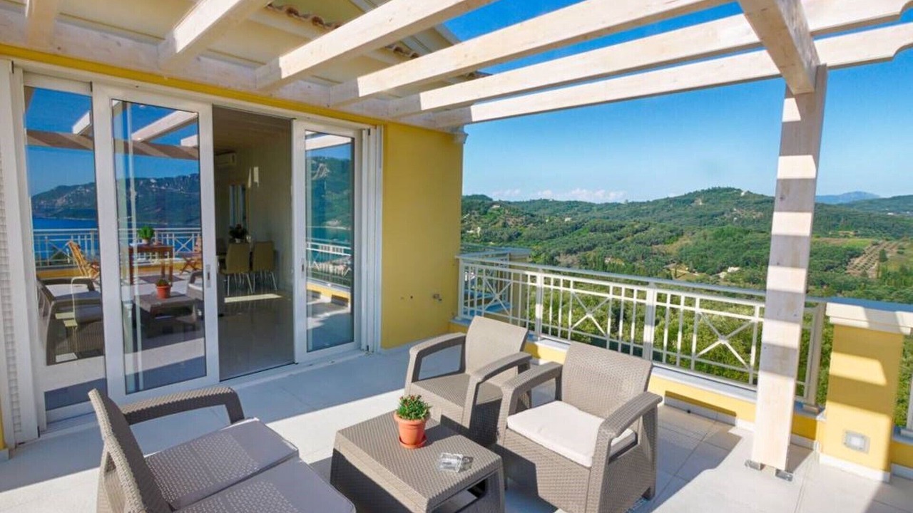 Photo of Patio Balcony in Termenades