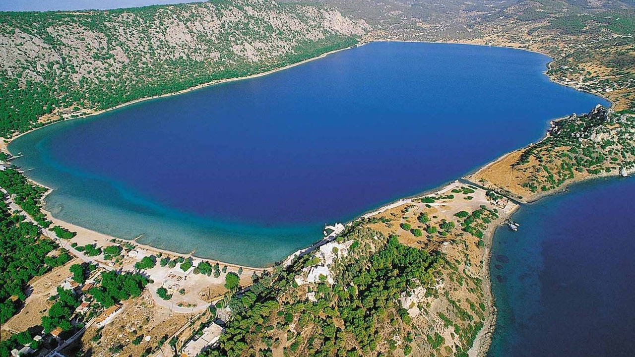 Photo of Outdoor in Limni Vouliagmenis
