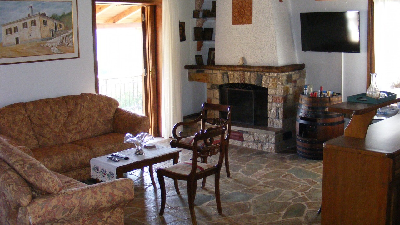 Photo of Livingroom in Myloi