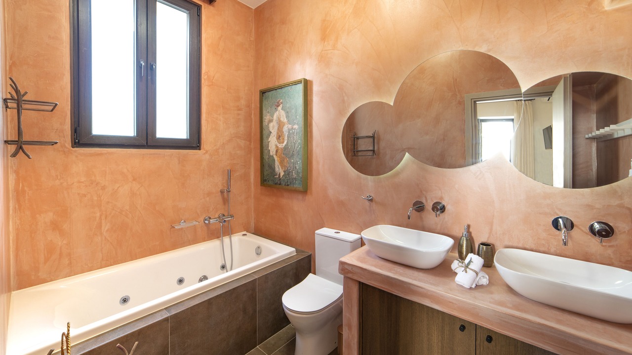 Photo of Bathroom in Koutsouras