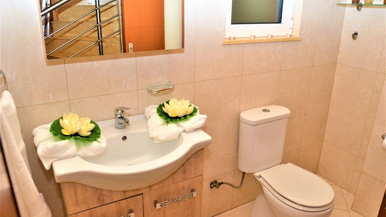 Photo of Bathroom in Ialyssos