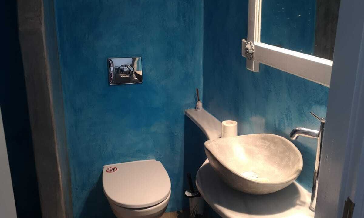 Photo of Bathroom in Fira