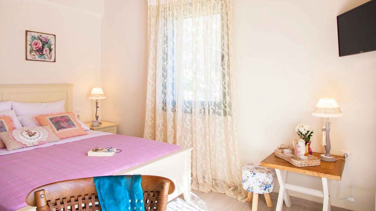 Photo of Bedroom in Sivota