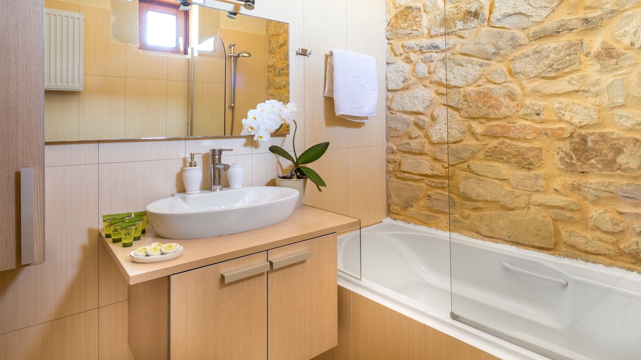 Photo of Bathroom in Makhairoi