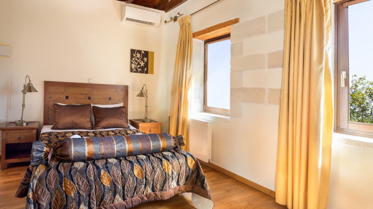 Photo of Bedroom in Makhairoi