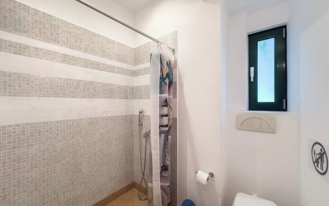 Photo of Bathroom in Marathon