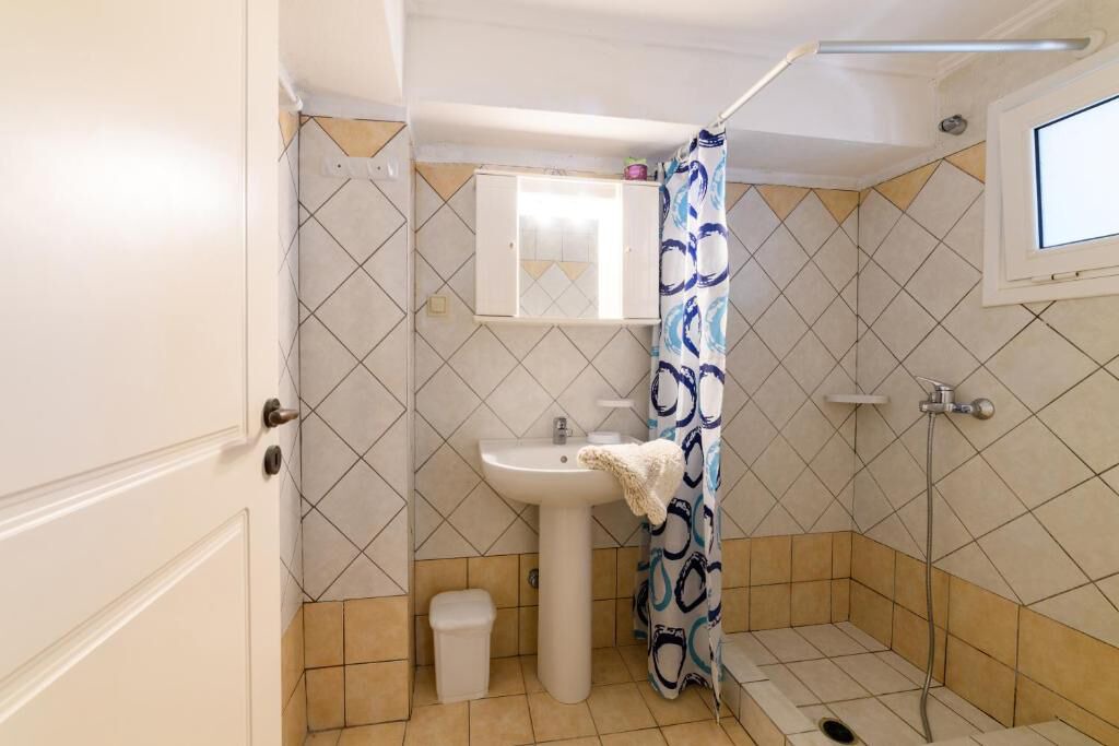 Photo of Bathroom in Sinarades
