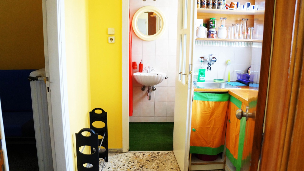 Photo of Bathroom in Exarhia