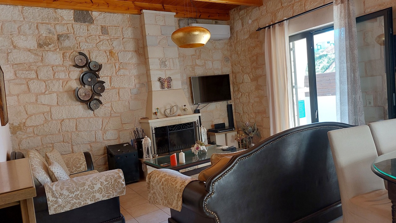 Photo of Livingroom in Kato Stalos