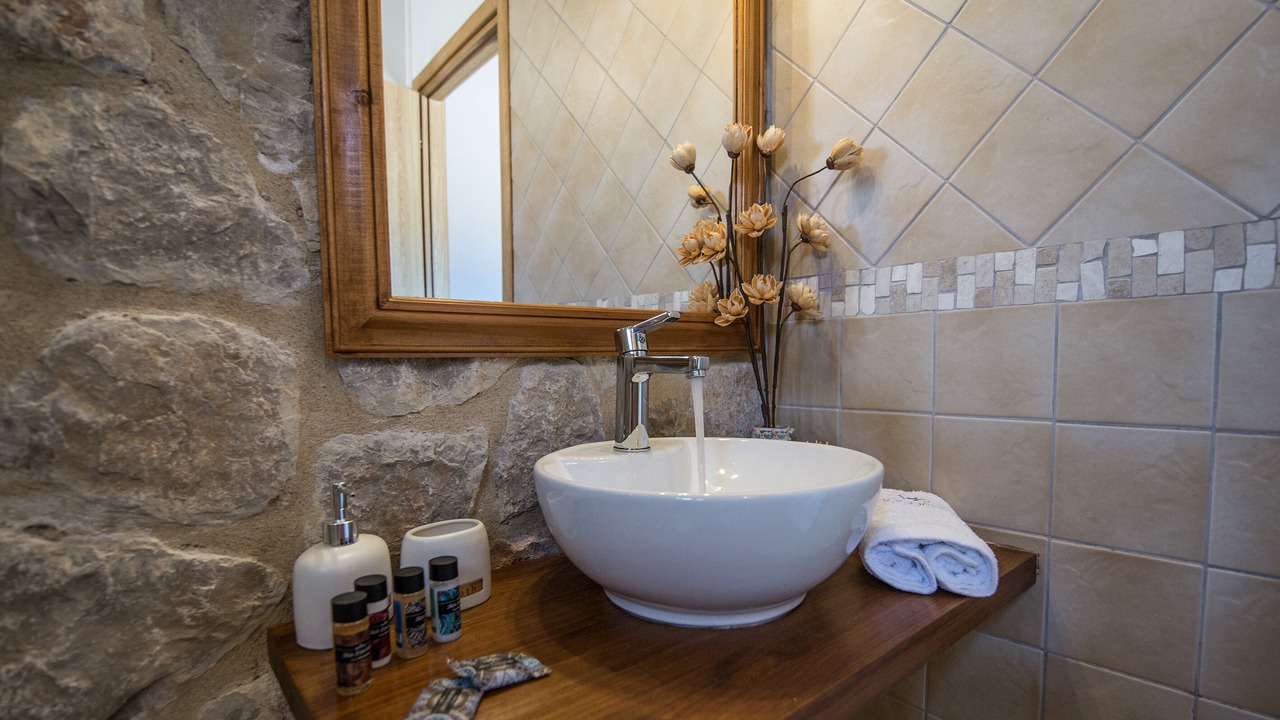 Photo of Bathroom in Spanokhorion