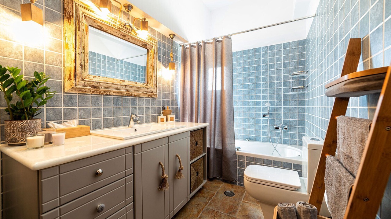 Photo of Bathroom in Naousa