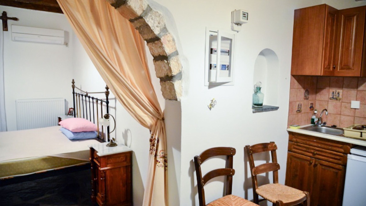 Photo of Bedroom in Eggares