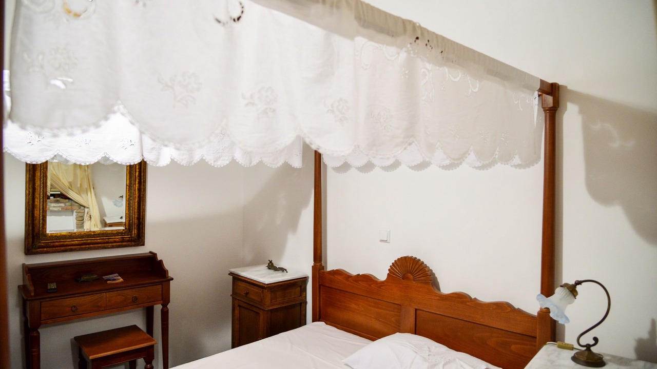 Photo of Bedroom in Eggares