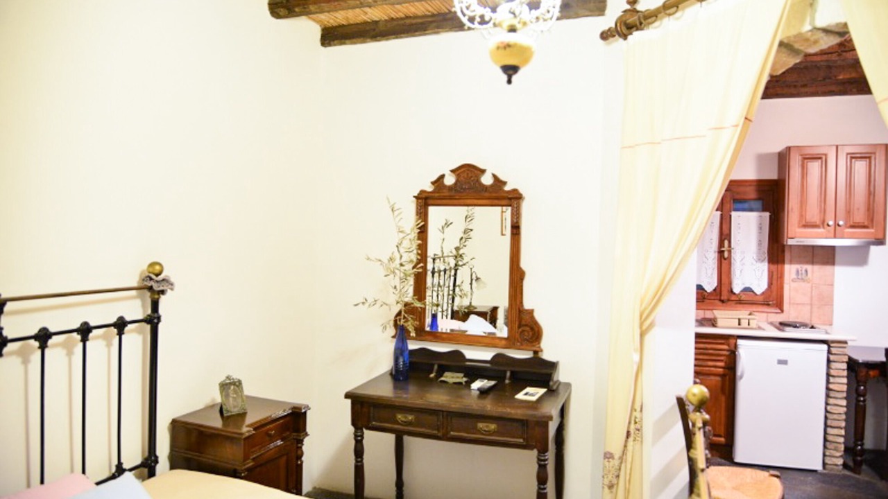 Photo of Bedroom in Eggares